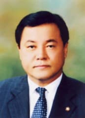 류근찬