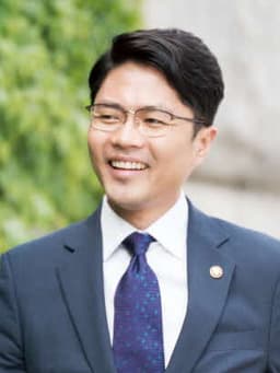 김광진