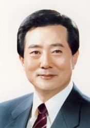 변웅전