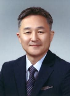 표창원