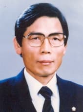 윤영탁