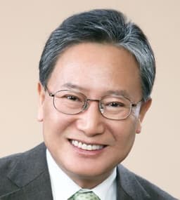 김동완