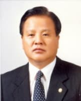 박시균