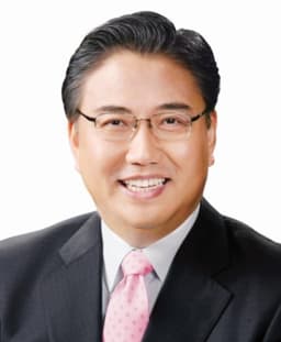 박진