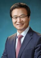 김용판
