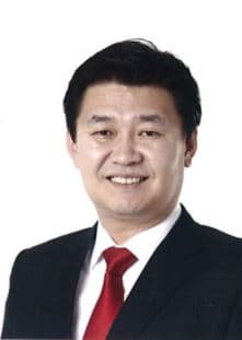 정용기